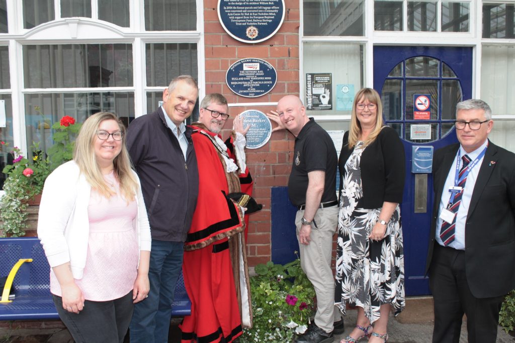 Barker-plaque-1-1024x683